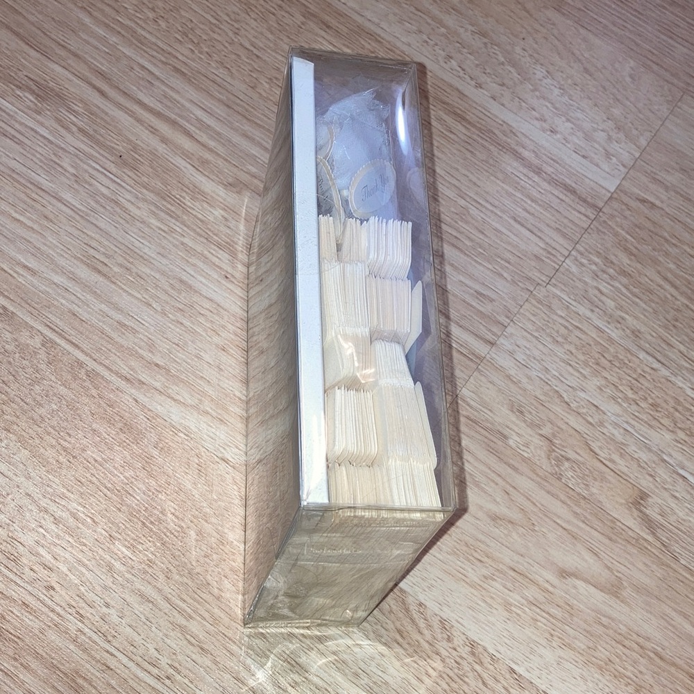 Ivory Favor Boxes - 50 Count - Picture 4 of 8